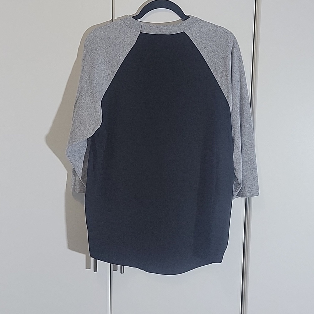 Shaka Men's Tshirt Size Large - Picture 3 of 7